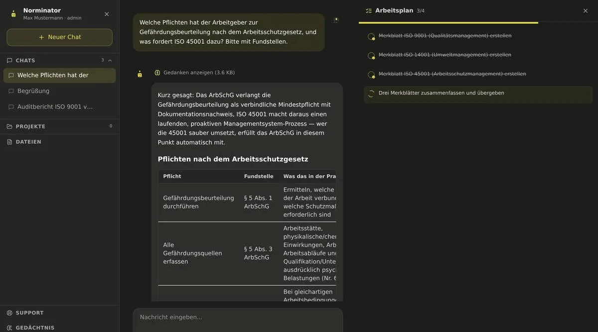 Aufgeklappte Seitenleiste mit Chatliste, Projekten, Dateien, Support, Gedächtnis und Einstellungen